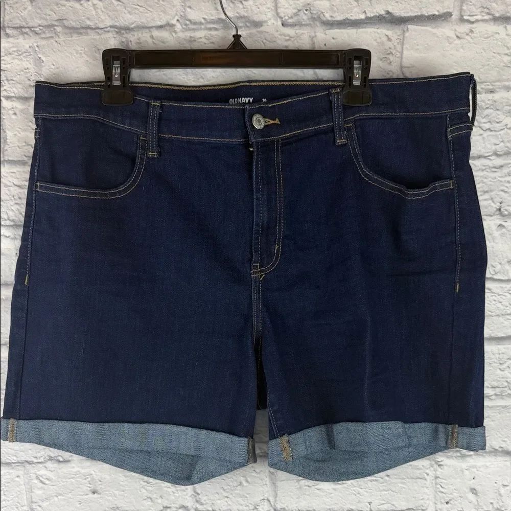 Old Navy Indigo Denim Mid Rise Shorts Size 16